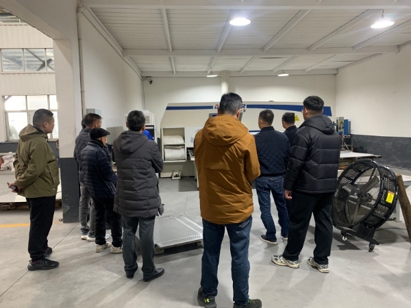 跨国认可，相聚光锐，光锐机械与越南客户共绘合作蓝图